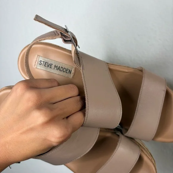 Steve Madden Brenda Tan Sandals - Picture 7 of 10